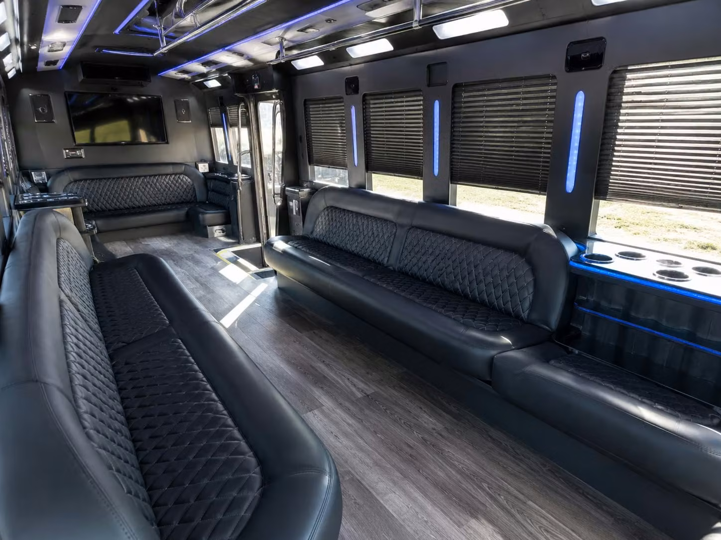 bus rentals for nashville concerts music festival